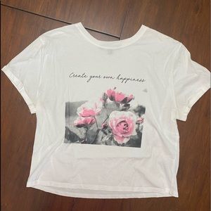 Crop graphic tee